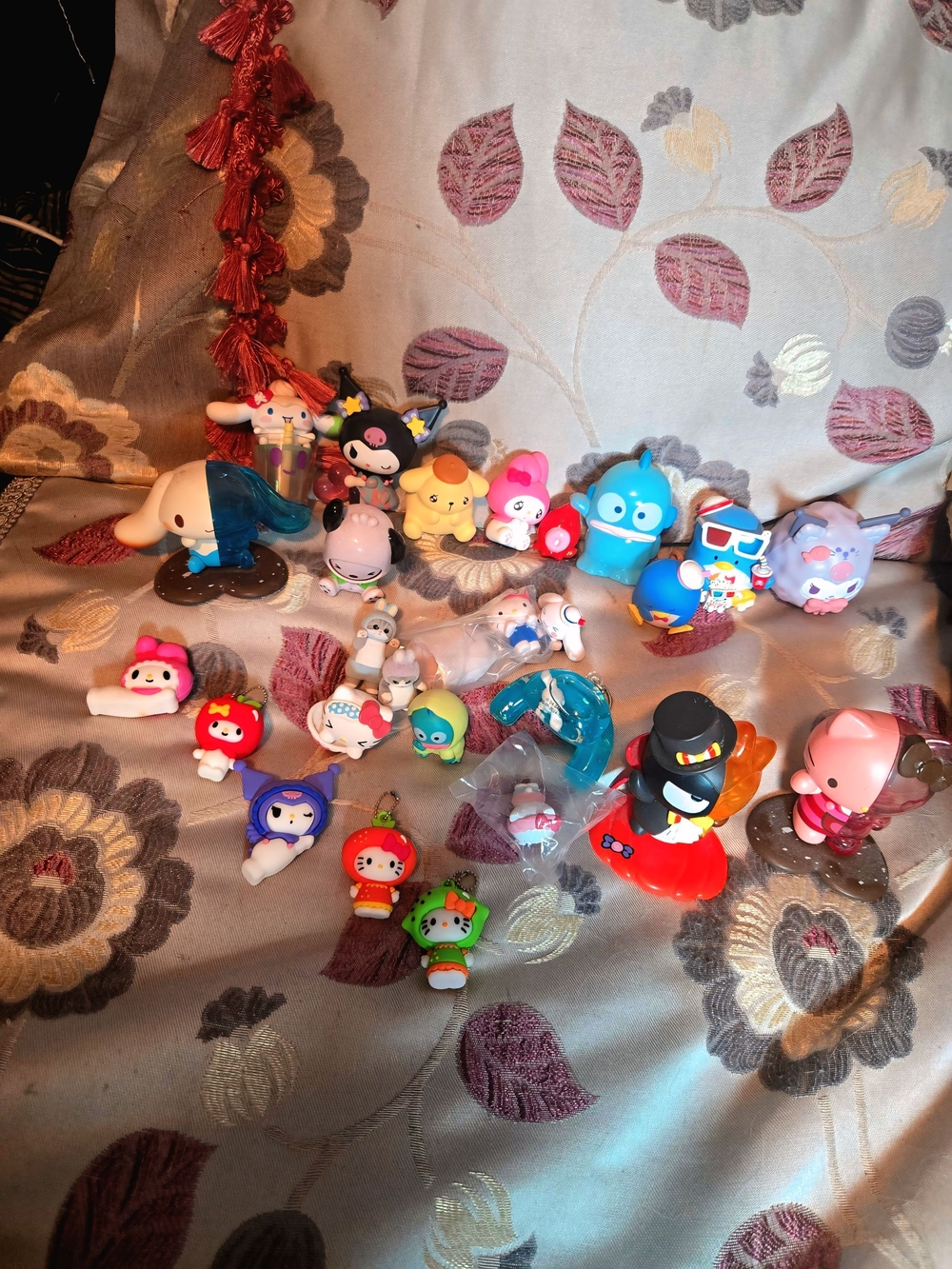 Sanrio Blind Box Figure Bundle